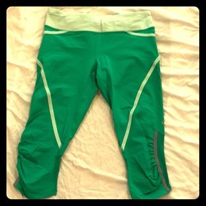 Lululemon Women’s Cropped Leggings